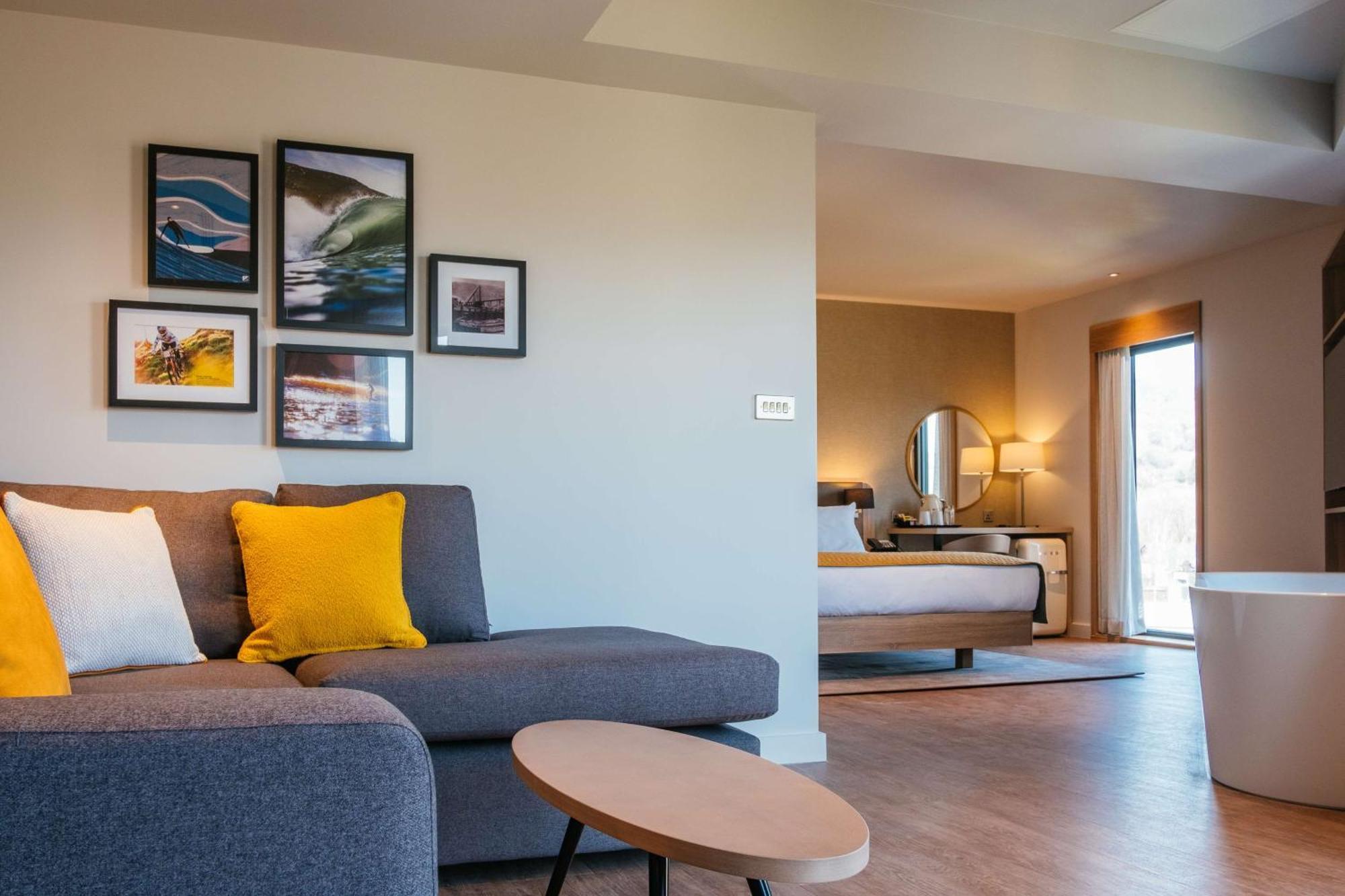 Ixora Hotel & Spa 콘위 외부 사진